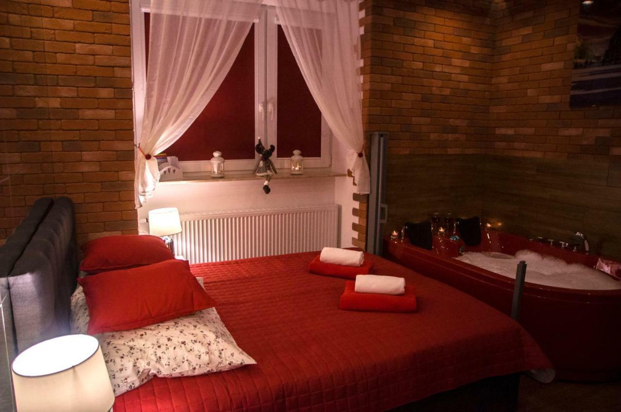 Jacuzzi Red * Krakau