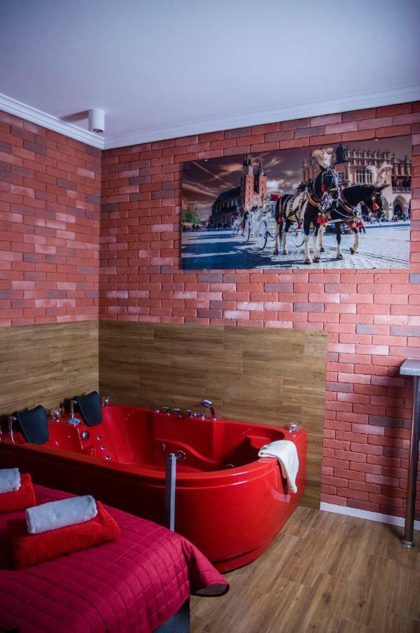 Jacuzzi Red * Krakau